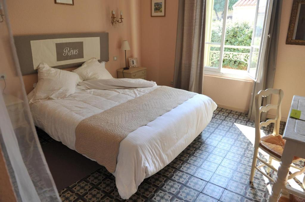 Logis Auberge Restaurant Du Vigneron Cucugnan Habitación foto