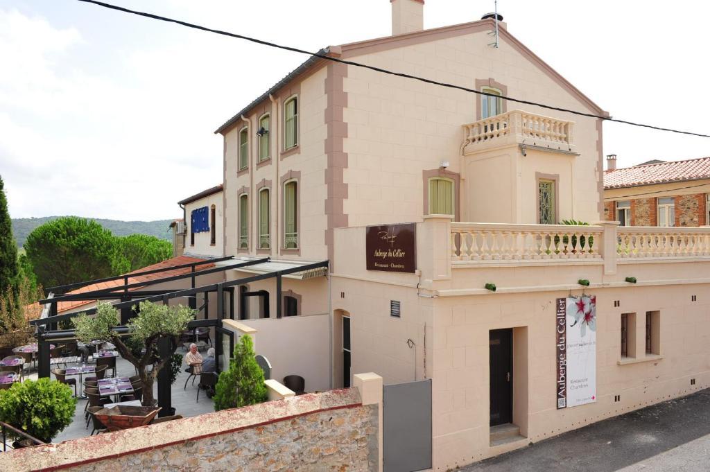 Logis Auberge Restaurant Du Vigneron Cucugnan Exterior foto
