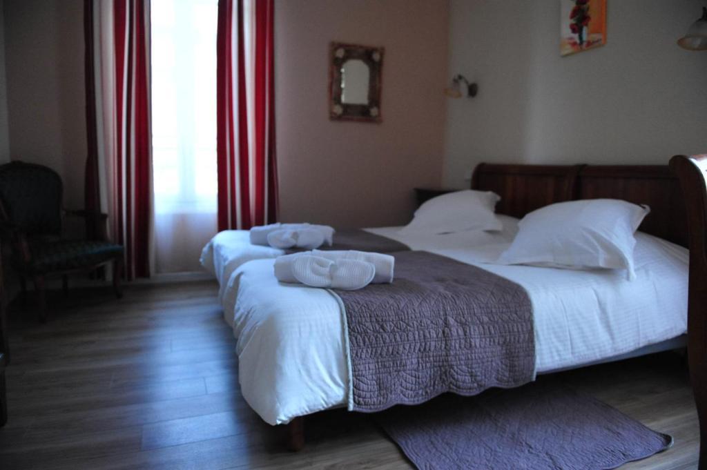 Logis Auberge Restaurant Du Vigneron Cucugnan Habitación foto