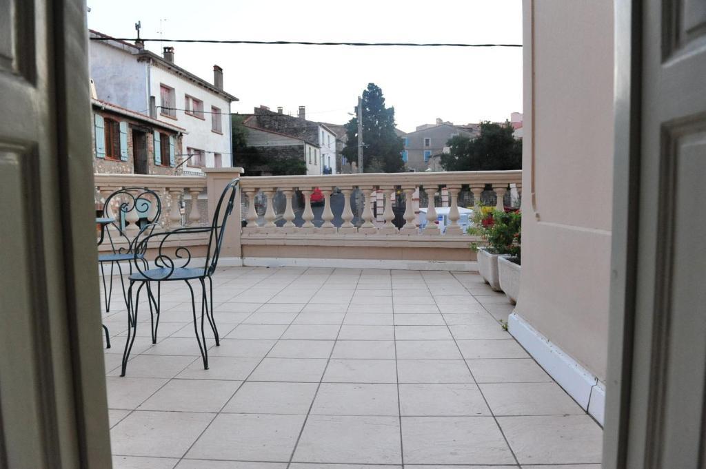 Logis Auberge Restaurant Du Vigneron Cucugnan Habitación foto