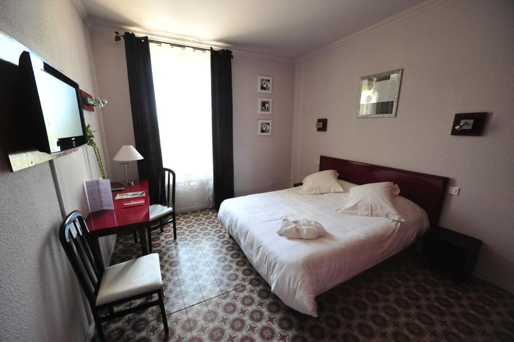 Logis Auberge Restaurant Du Vigneron Cucugnan Habitación foto