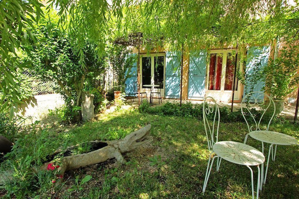 Logis Auberge Restaurant Du Vigneron Cucugnan Exterior foto